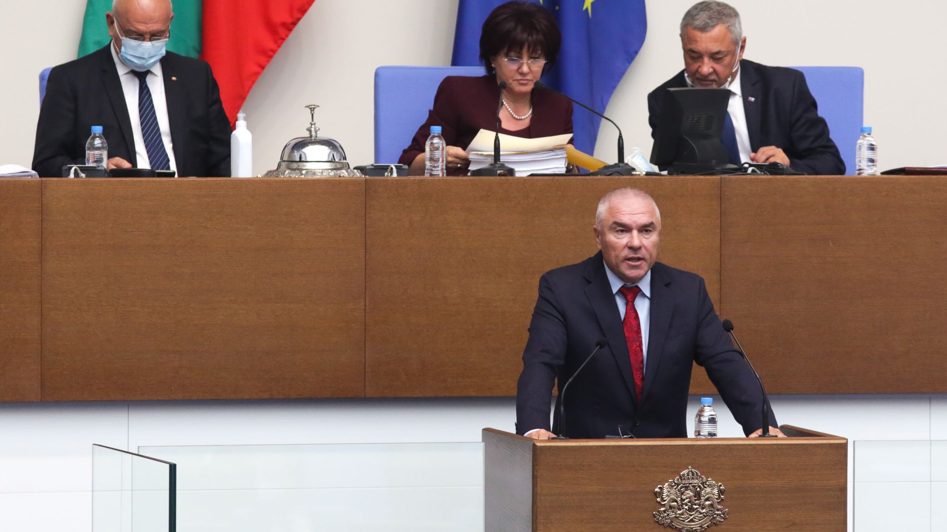 Марешки поиска оставките на Нинова, Кутев и още няколко депутати от БСП