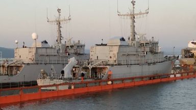 Два новопридобити минни ловци за Военноморските сили бяха снети от