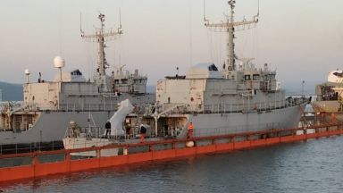 ВМС извършват засилено наблюдение в Черно море след взрива на мина в Румъния