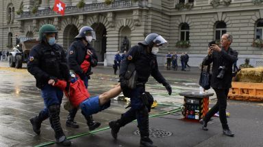 ООН и британското правителство съобщиха че ще организират среща на