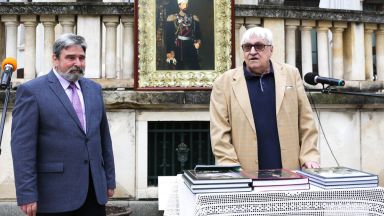 Десетки царисти и бивши депутати от НДСВ се събраха в