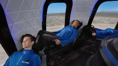 Компанията Blue Origin извърши успешно изпитание на суборбиталния си кораб 