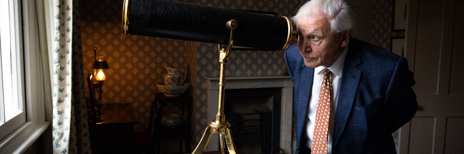 Британският естествоизпитател и водещ Дейвид Атънбъро откри своя страница  в Инстаграм