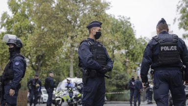 Няколко деца бяха открити мъртви в Париж а френските власти