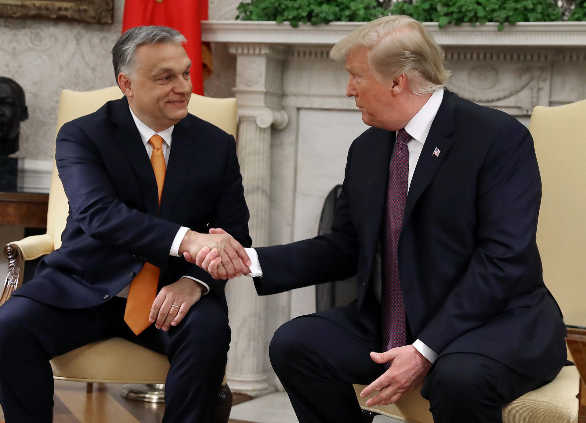 Виктор Орбан е почитател на стила на Доналд Тръмп