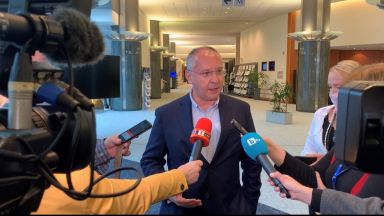 Днешният дебат е знак към хилядите българи тези които