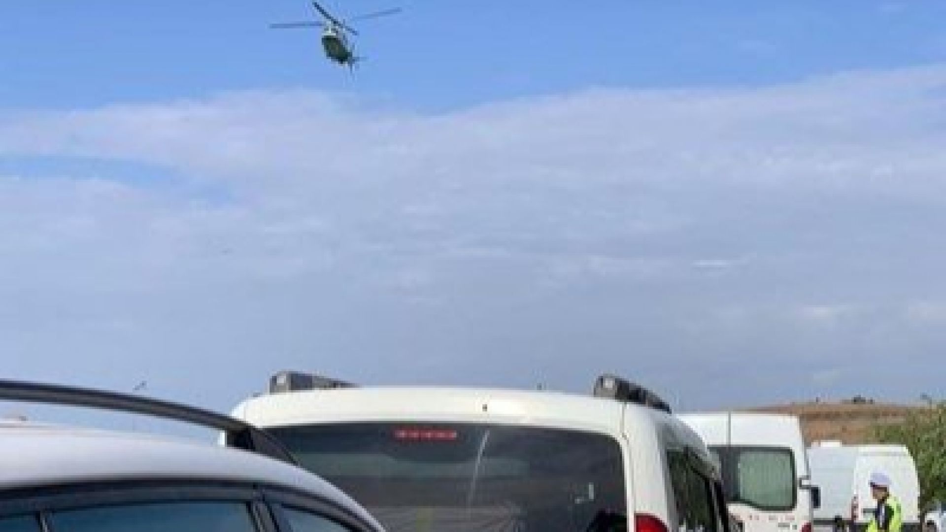 Спецакция на МВР с хеликоптер на АМ "Марица" срещу мигранти и каналджии (снимки)