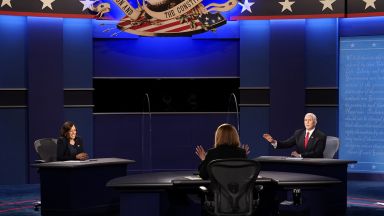 Вицепрезидентът на САЩ Майк Пенс защити политиката на правителството на