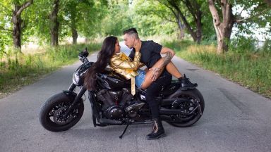 Pavell подарява на половинката си песен за рождения ѝ ден