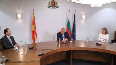 Премиерът призова за компромисно решение със Северна Македония до 10 ноември