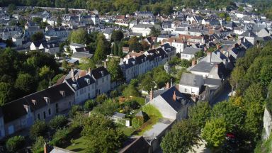 Пет души загинаха вчера при сблъсъка на два леки самолета