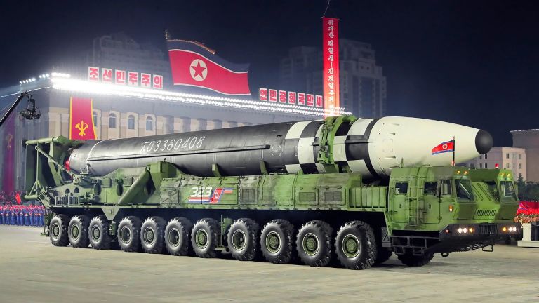 Обсегът на севернокорейските ядрени сили вече стига до Вашингтон