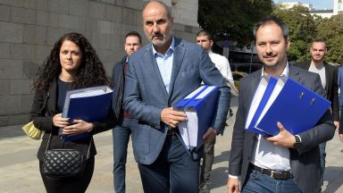 Бившият втори човек в ГЕРБ Цветан Цветанов внесе в Софийския