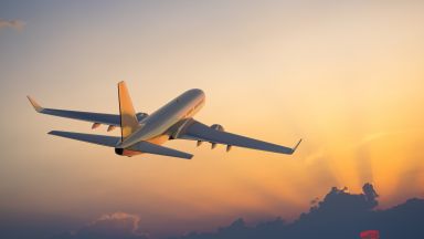 Пътят за никъде: Как едно необичайно решение носи пари в авио бизнеса