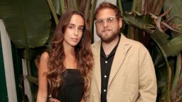 След по-малко от година: Джона Хил се раздели с годеницата си