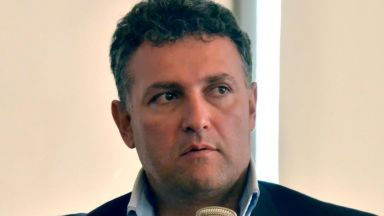 Депутатът от ГЕРБ Валентин Николов напуска парламента, ще кандидатства за шеф на БЕХ