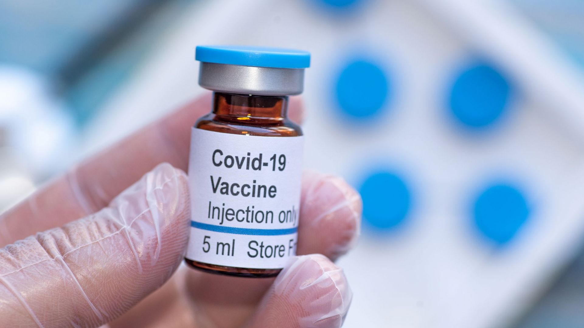Путин съобщи, че трета руска ваксина срещу Covid-19 е пред регистрация