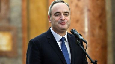 Под 1000 лв е средната заплата на преподавателите в Софийския