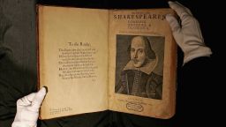 Рядка книга с пиеси на Шекспир беше продадена на търг" за 9,97 милиона долара