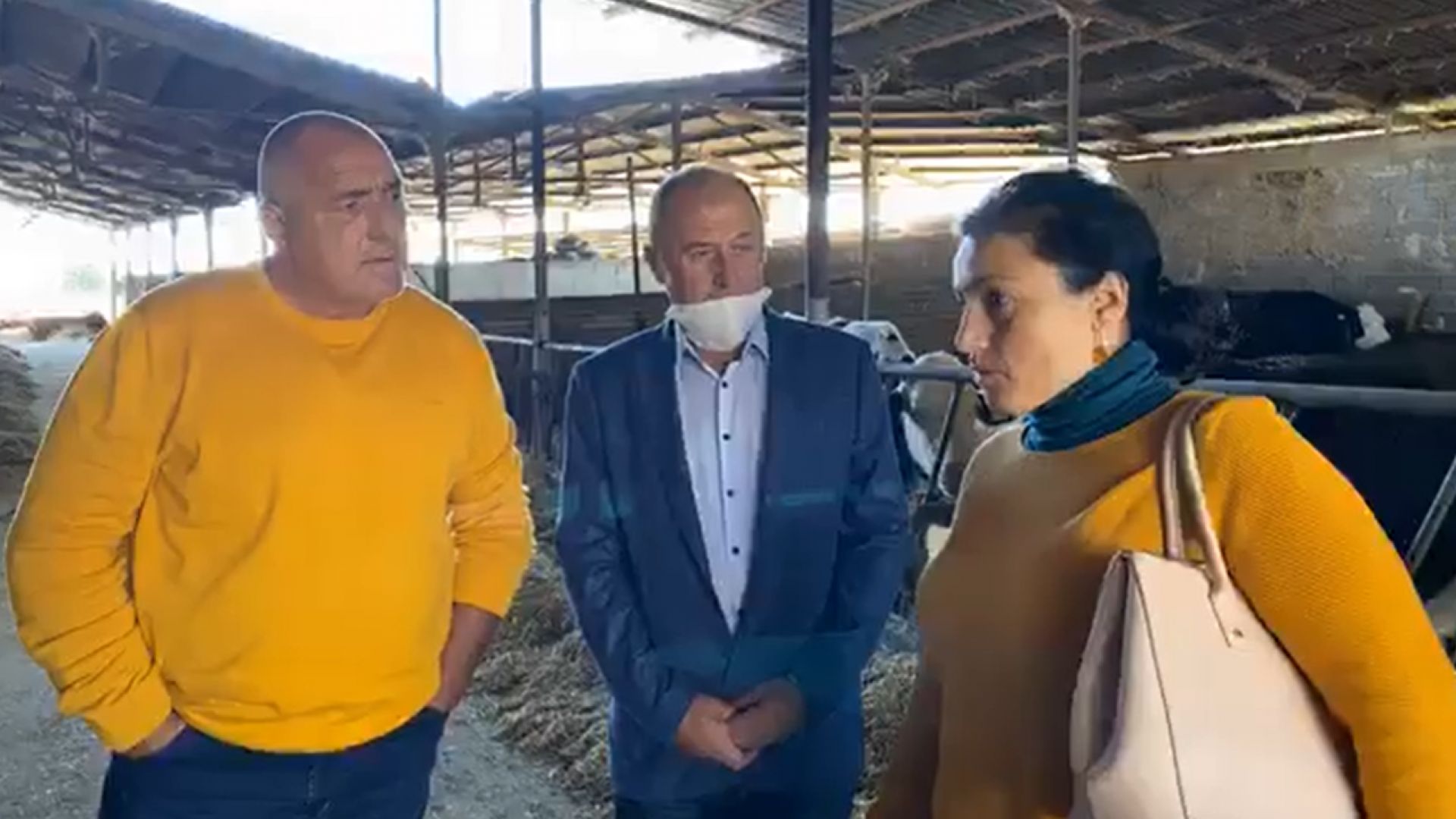 Борисов в голяма кравеферма: Навремето как с Белчо и Сивушка са орали, а сега какви неща има!