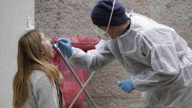 Полша възнамерява да отвори полева болница на националния стадион във