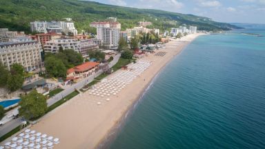 Вестник "Ромъния либера": Румънците  са били основните чуждестранни туристи  на българското крайбрежие