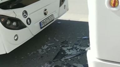 Два автобуса на градския транспорт в Пловдив са се ударили