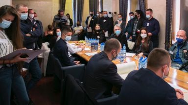 Обвиняемият бизнесмен Васил Божков който е в Дубай обяви официалното