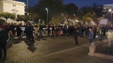 106 а вечер на антиправителствени протести в София По традиция протестиращите