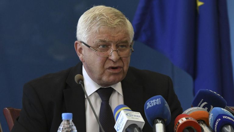 България подготвя екшън план за въвеждане на еврото през 2024 г.