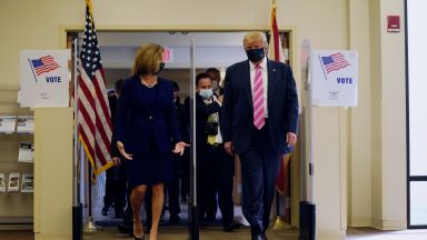 Президентът Доналд Тръмп гласува предсрочно в събота на изборите в
