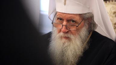 По инициатива и с благословението на патриарх Неофит отделът Милосърдие