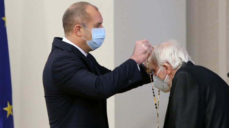 Румен Радев: Отстояването на националните културни традиции е важен пример за младото поколение