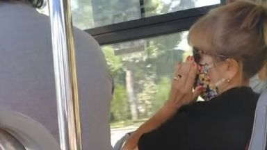 Нарастват скандалите в градския транспорт заради преддпазните маски Подобна разправия