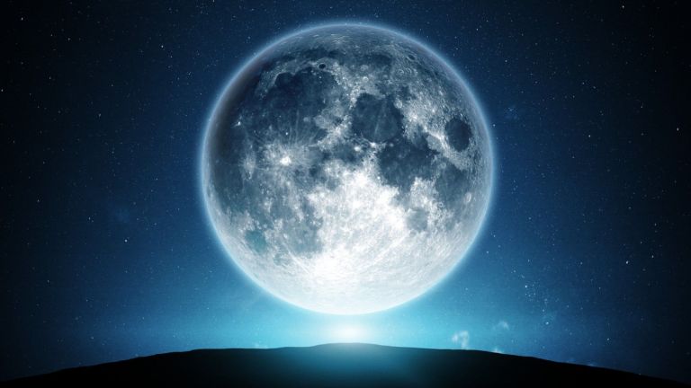 Водата на Луната е повече, отколкото мислеха специалистите досега