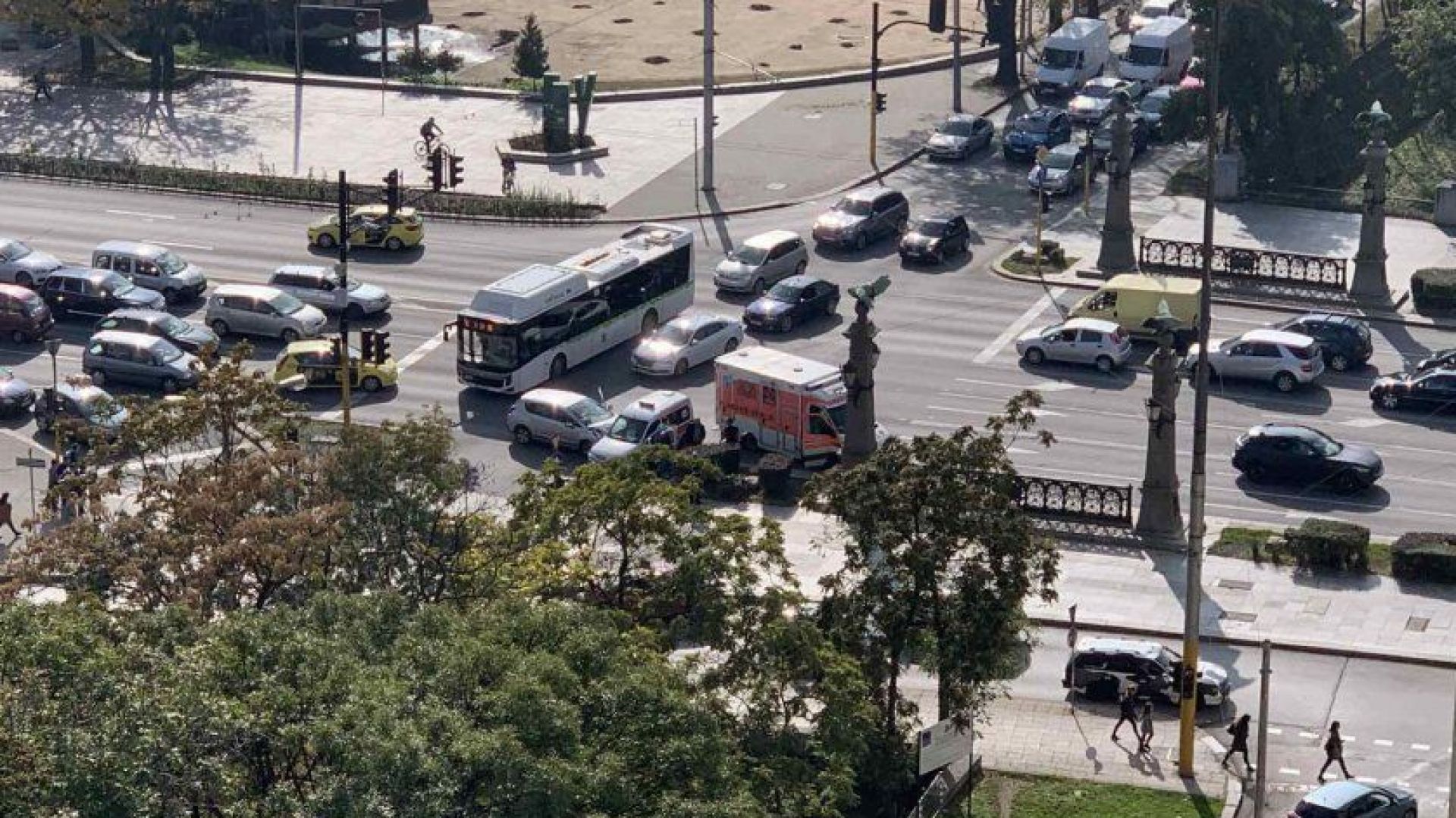 Две катастрофи с линейки в София - едната на Орлов мост