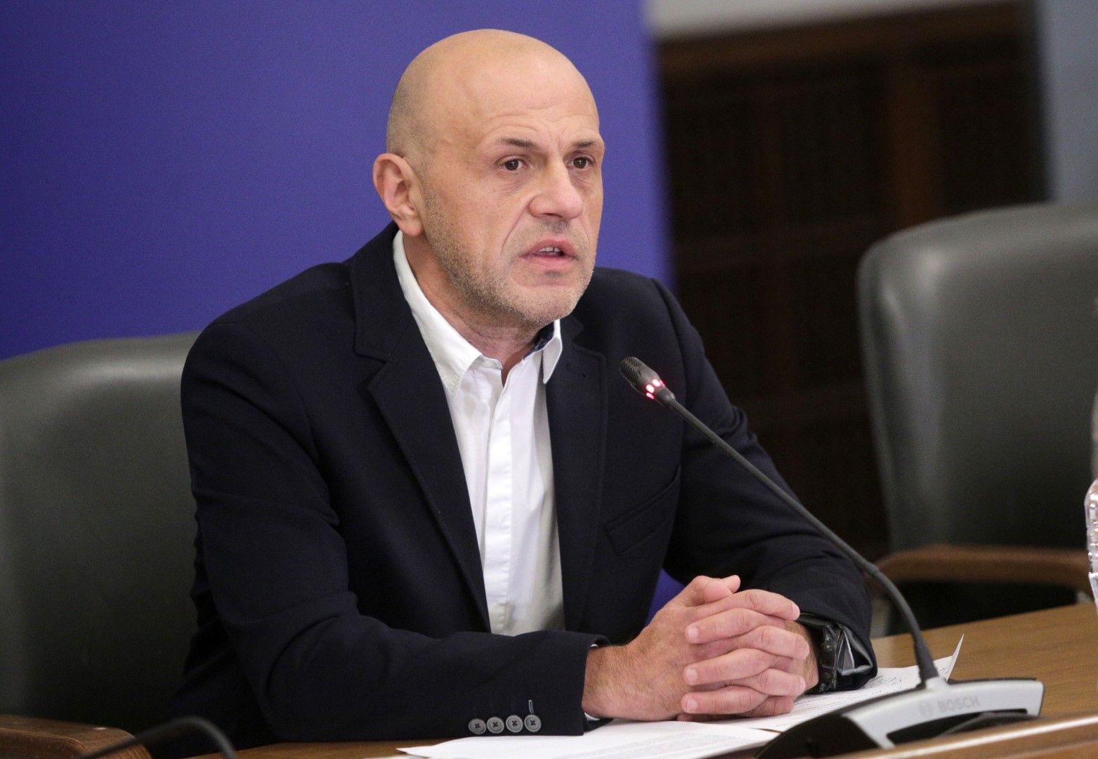 Томислав Дончев заяви, че в проектобюджета на държавата са съхранени традиционните приоритети, които са част от програмата на правителството - образование, инфраструктура, модернизация на армията