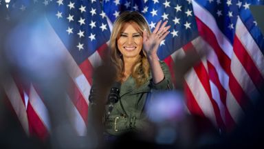 Мелания Тръмп подкрепи съпруга си президента Доналд Тръмп в първата