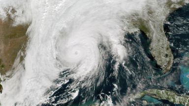 Ураганът Зета връхлетя вчера американския бряг близо до Ню Орлиънс