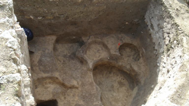 Екип от археолози на Русенския музей, водени от д-р Върбин