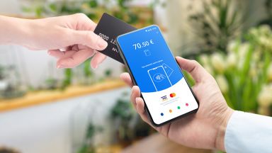 Иновативното приложение myPOS Glass на финтех компанията myPOS www mypos com превръща