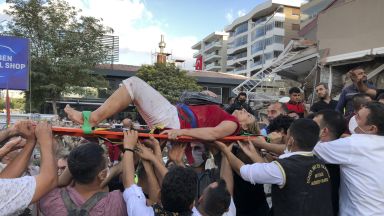 Най малко шестима души са загинали а 202 ма са ранени след