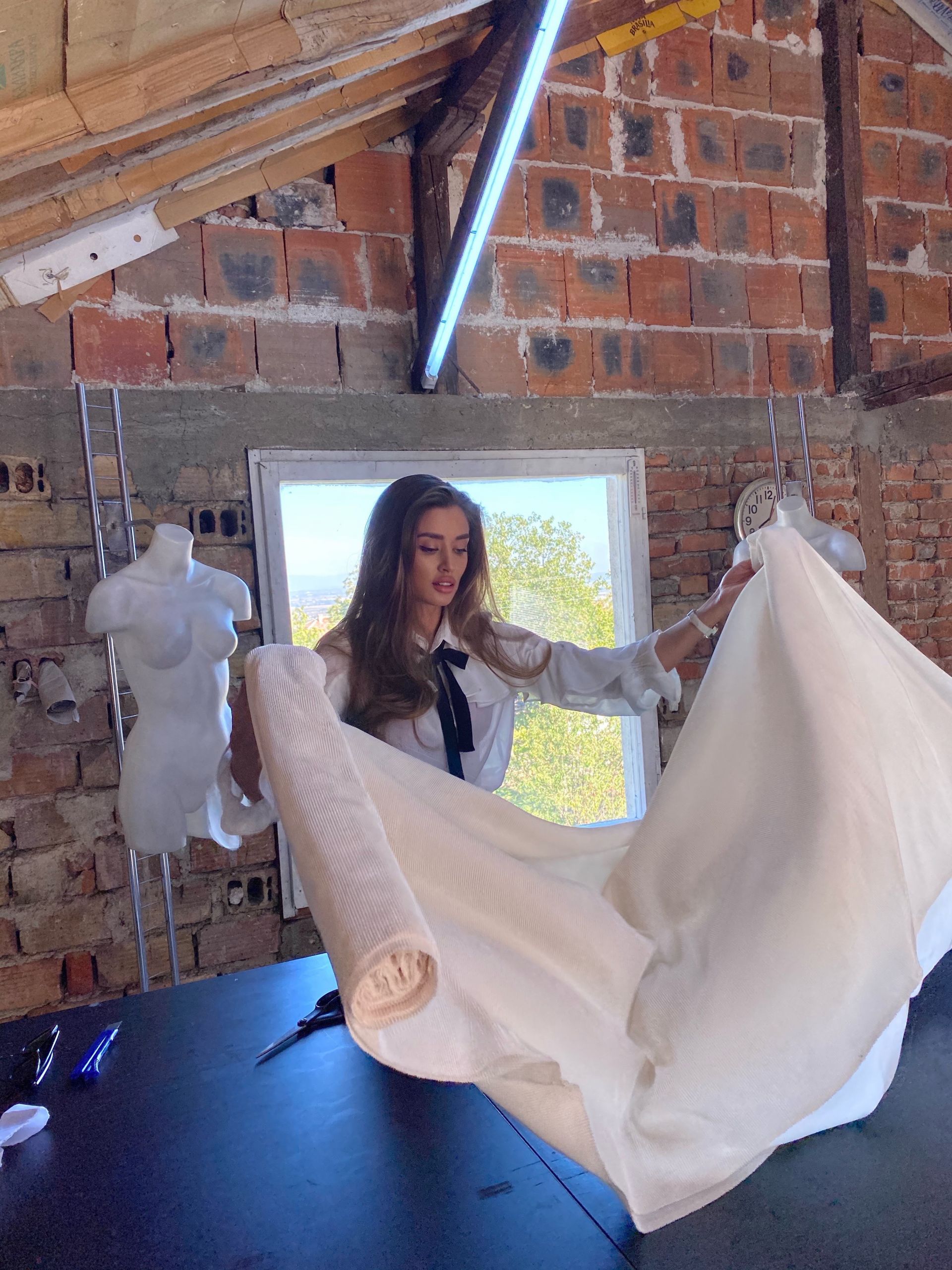 Саня в своето ателие