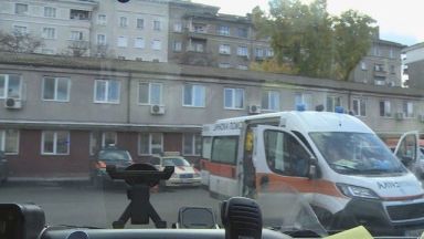 Мъж на 33 години с COVID 19 е починал вчера след