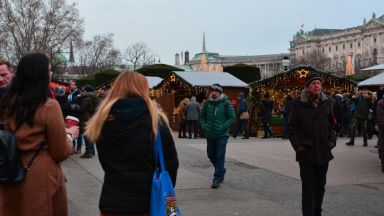 оповестени в пряко излъчване по телевизията от федералния канцлер