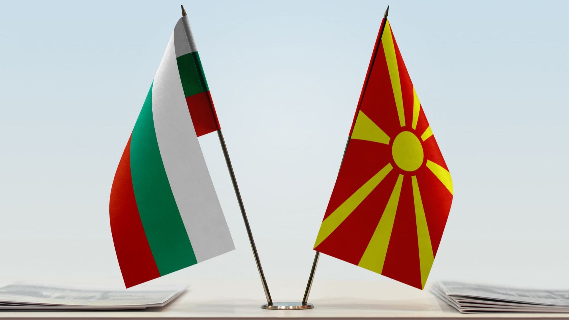 Скопие: Не водим тайни преговори с България. Бучковски: Не съм чудотворец, нито нечий жокер