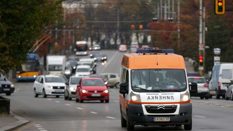 Автобус на столичния градски транспорт е катастрофирал на бул. Константин