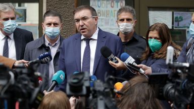 Болничните заведения ще бъдат задължени да извършват лечебни дейности свързани