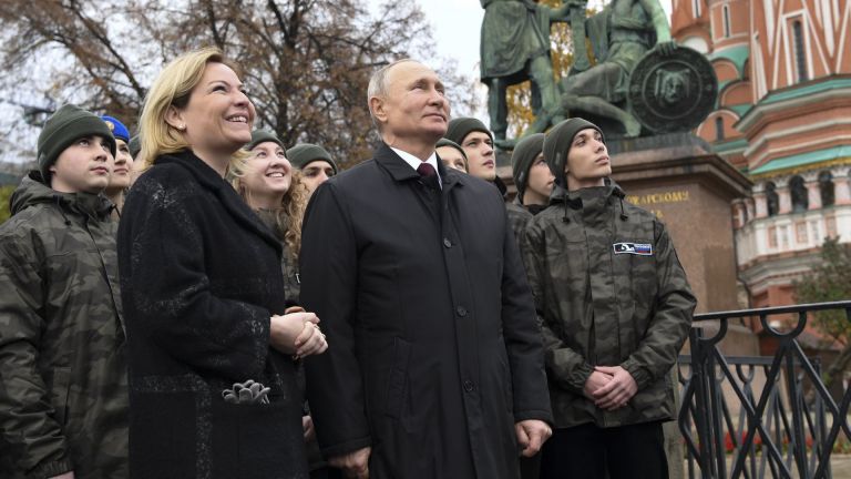Президентът на Русия Владимир Путин посети в Деня на народното