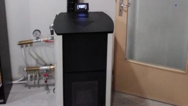 Монтажът на новите отоплителни уреди на пилотно одобрените 63 домакинствата
